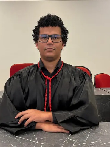 Adeilton Batista